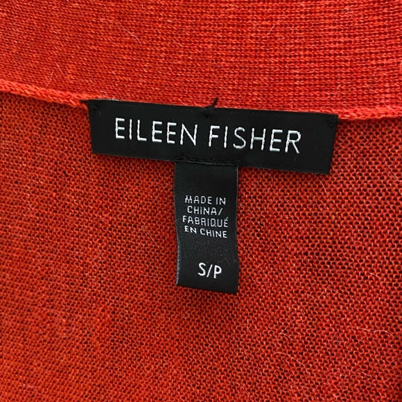Eileen Fisher S/P sweater No damage/great over cream shell - Picture 2 of 3